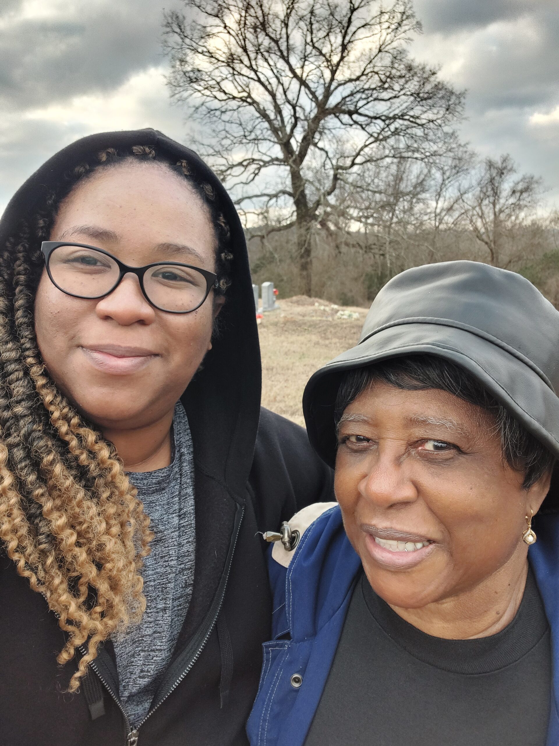 MZMF Field Secretary Emily Hilliard & Shiloh MB Church member Verdie Cathey at the installation on January 8, 2023 (Photo © Emily Hilliard 2023)